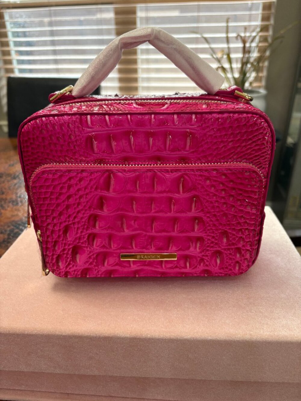 BNWT Brahmin Tori